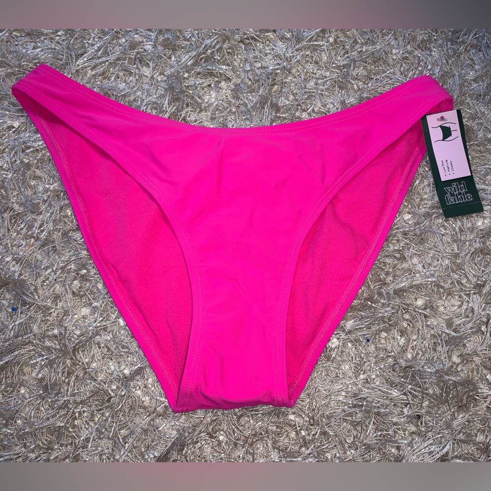 Wild Fable Bright Hot Pink Bikini Bottoms NWT size Medium